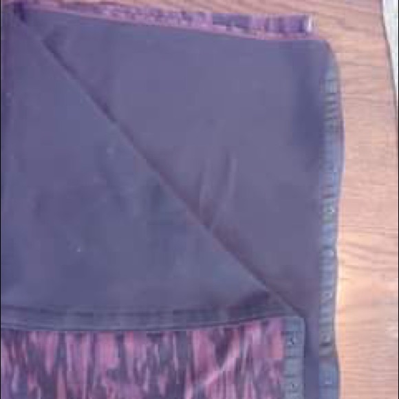 Lulu vinyasa scarf - Picture 3 of 3